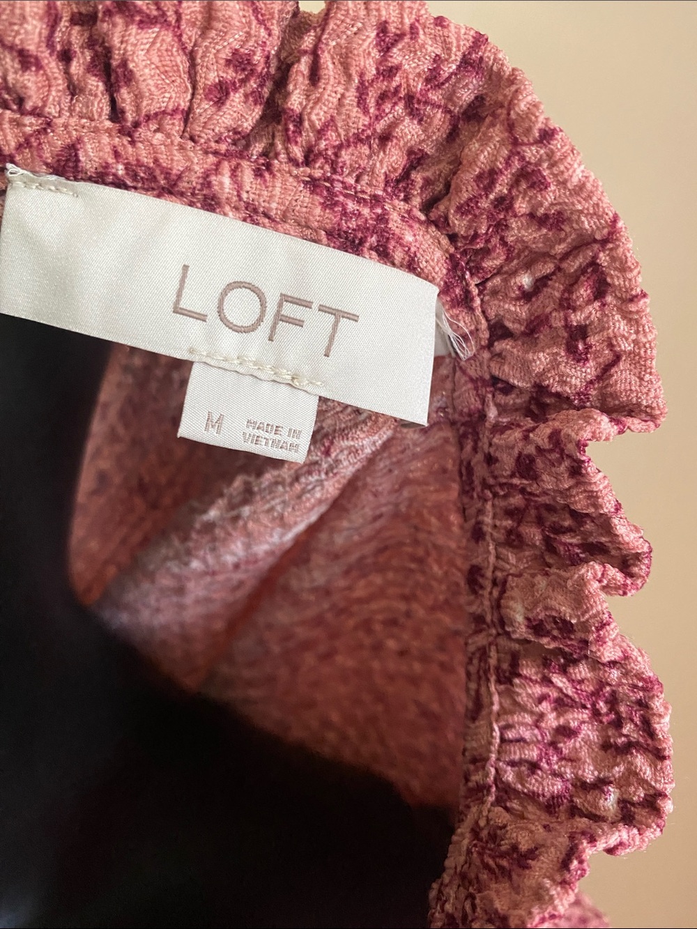 LOFT Rose-Pink Floral Printed Split V Ruffle-Neck Blouse - Picture 9 of 10